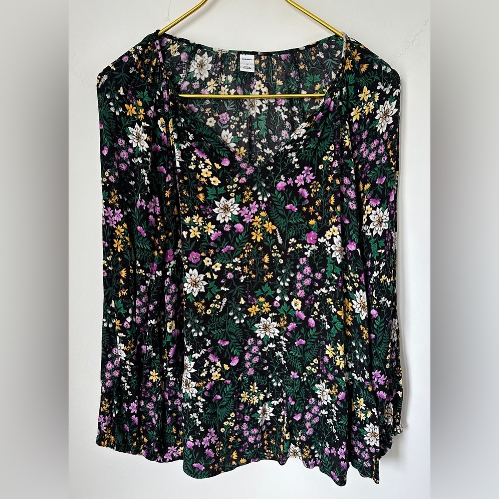 Old Navy Moody Floral Boho Flowy Long Sleeve Light Blouse Top Women’s Size Small